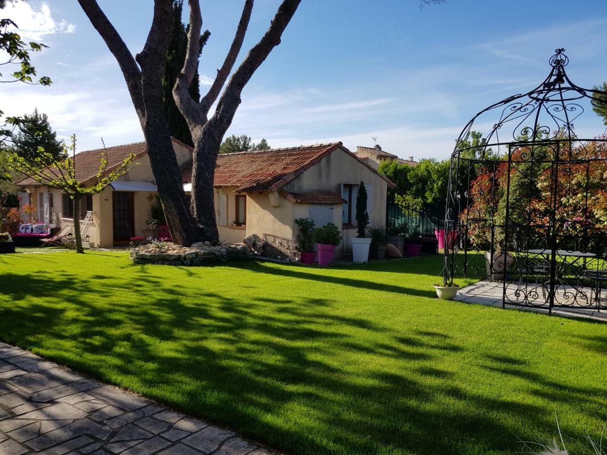 A L'Oree Du Pin Aix-en-Provence Eksteriør billede